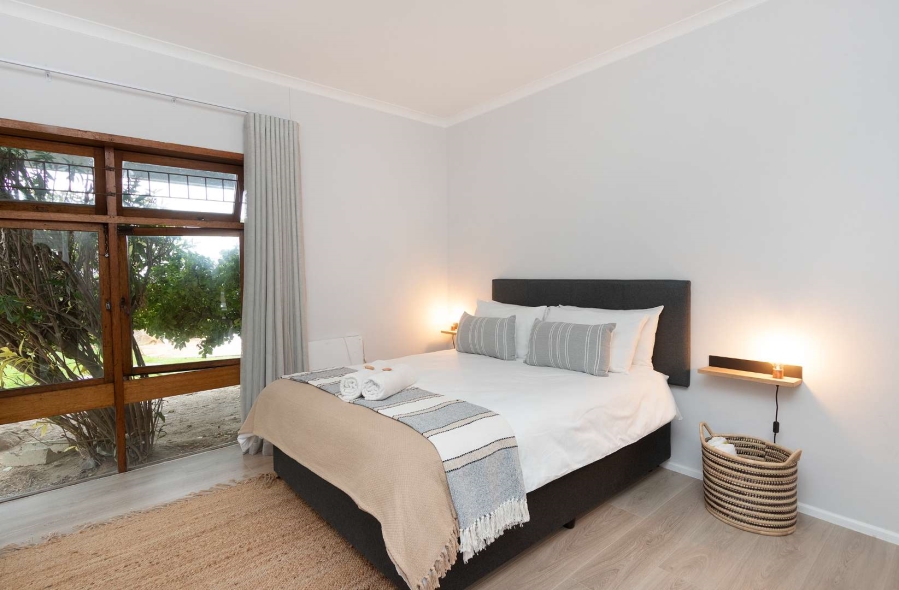 To Let 1 Bedroom Property for Rent in Camps Bay Western Cape